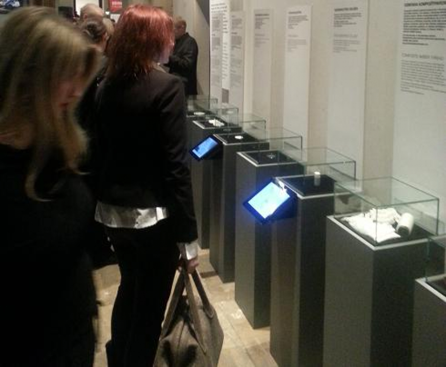 AMBER FIBERS WERE PRESENTED AT THE EXPOSITION HUMANIZATION